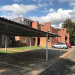 Rent 2 bedroom apartment of 4851 m² in Pretoria