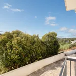 Apartamento T2 em moradia, terraço, Queijas