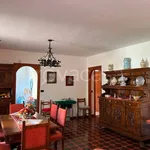 Rent 4 bedroom house of 215 m² in Altavilla Milicia