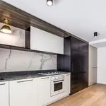 Rent 3 bedroom apartment in Melbourne