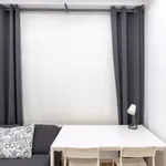 Rent 6 bedroom apartment in Valencia