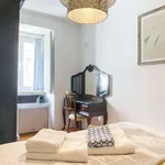 Rent 2 bedroom apartment of 80 m² in lisbon