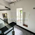 Rent 6 bedroom house of 400 m² in Florence