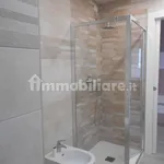 Affitto 2 camera appartamento di 70 m² in Oliveto Lario