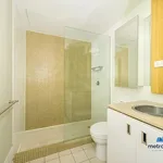 Rent 2 bedroom apartment in ST KILDA