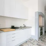 Rent 7 bedroom apartment in lisbon