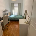 Rent a room in lisbon