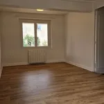 Rent 4 bedroom house of 102 m² in Poitiers