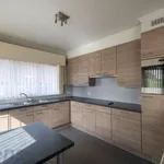 Maison de 710 m² avec 3 chambre(s) en location à Zwalm