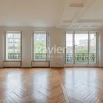 Rent 5 bedroom apartment of 160 m² in Paris