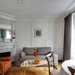 Appartement de 340 m² avec 1 chambre(s) en location à Paris