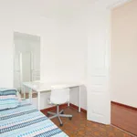 Rent a room of 110 m² in barcelona