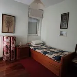 Rent 2 bedroom apartment in Kaisariani