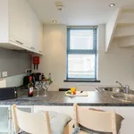 Rent 3 bedroom apartment of 60 m² in Cardiff