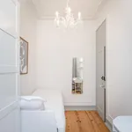 Rent 7 bedroom apartment in Lisbon