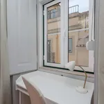 Rent a room in lisbon