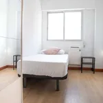 Rent a room of 65 m² in madrid