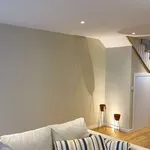 Rent 2 bedroom apartment of 110 m² in lisbon