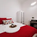 Rent 11 bedroom apartment in Madrid