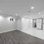 Rent 4 bedroom house in Toronto