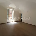 Affitto 4 camera appartamento di 100 m² in Mondovì