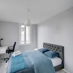 Appartement de 85 m² avec 5 chambre(s) en location à Cergy