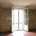 Rent 5 bedroom apartment of 175 m² in Florence