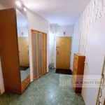 Pronajměte si 4 ložnic/e byt o rozloze 80 m² v Prague