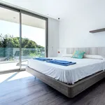 MODERNA VILLA EN CAMBRILS