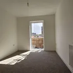 Rent 2 bedroom apartment in Cardiff