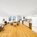 Rent 3 bedroom house in Manhattan