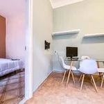 Rent 2 bedroom apartment of 50 m² in Napoli