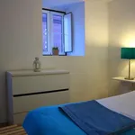 Rent 3 bedroom apartment in lisbon