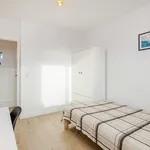 Rent a room in Warszawa