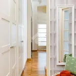 Rent 2 bedroom apartment of 72 m² in Milano