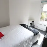 room for rent in Moore Street, Northampton UK