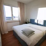 Miete 3 Schlafzimmer wohnung von 1184 m² in Berlin