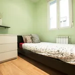 Rent 3 bedroom house in Madrid