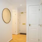 Rent 2 bedroom apartment in Edinburgh