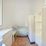 Rent 16 bedroom apartment in Lisbon