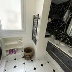 Appartement de 57 m² avec 3 chambre(s) en location à Paris