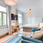 Huur 1 slaapkamer appartement van 484 m² in Brussels