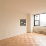 Rent 1 bedroom apartment of 532 m² in Manhattan