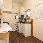 Rent 3 bedroom flat in West Midlands