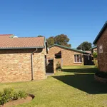 Rent 2 bedroom apartment in Roodepoort