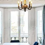 Rent 4 bedroom apartment of 108 m² in Paris