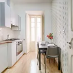 Rent 4 bedroom apartment in Lisbon