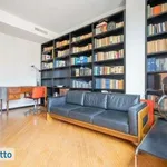 Rent 3 bedroom apartment of 65 m² in Milan