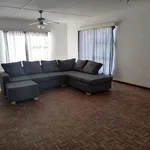 Rent 4 bedroom house in Nama Khoi Local Municipality