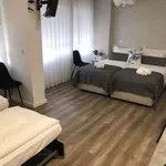 Rent 3 bedroom apartment in Coimbra